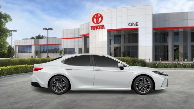 New 2026 Wind Chill Pearl <sup>1</sup> Toyota  XLE image 15
