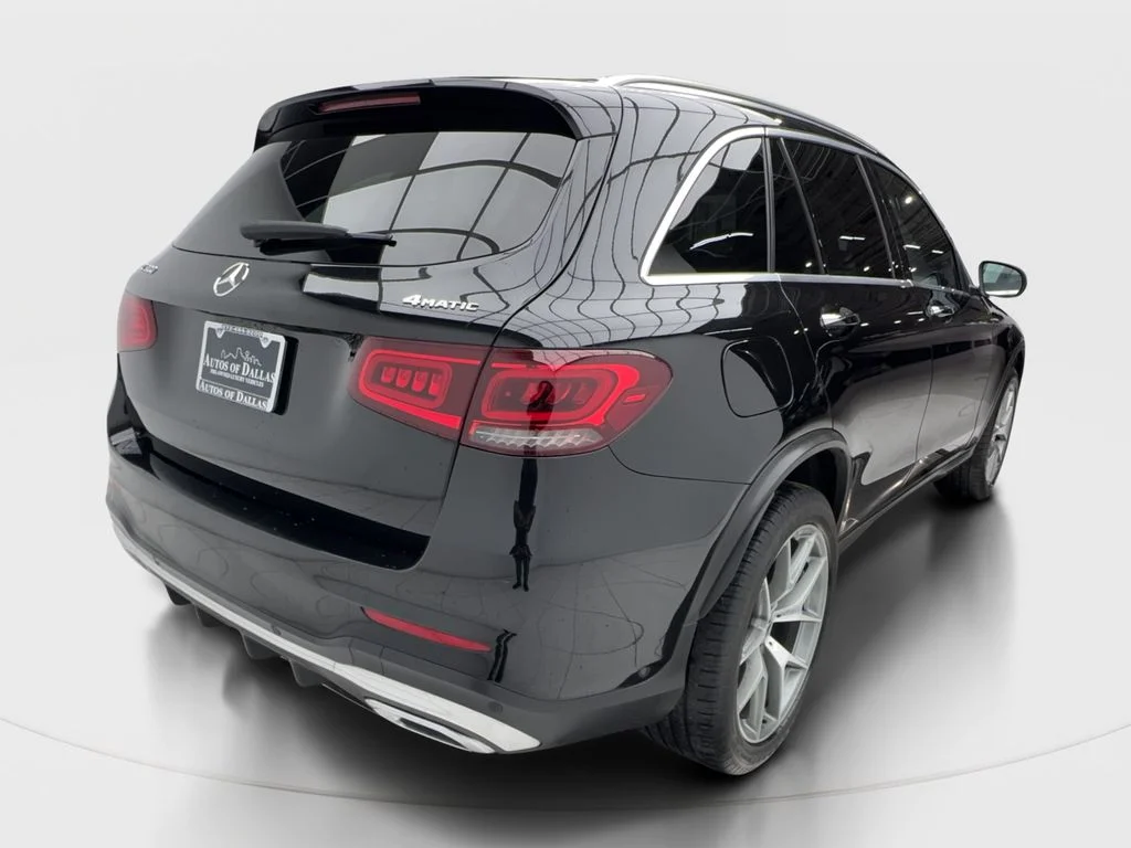 Used 2022 Black Mercedes-Benz GLC 300 image 7
