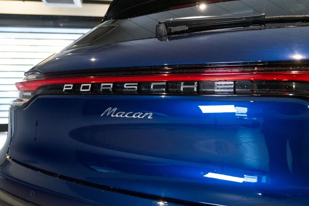 Used 2025 Blue Porsche Premium image 14