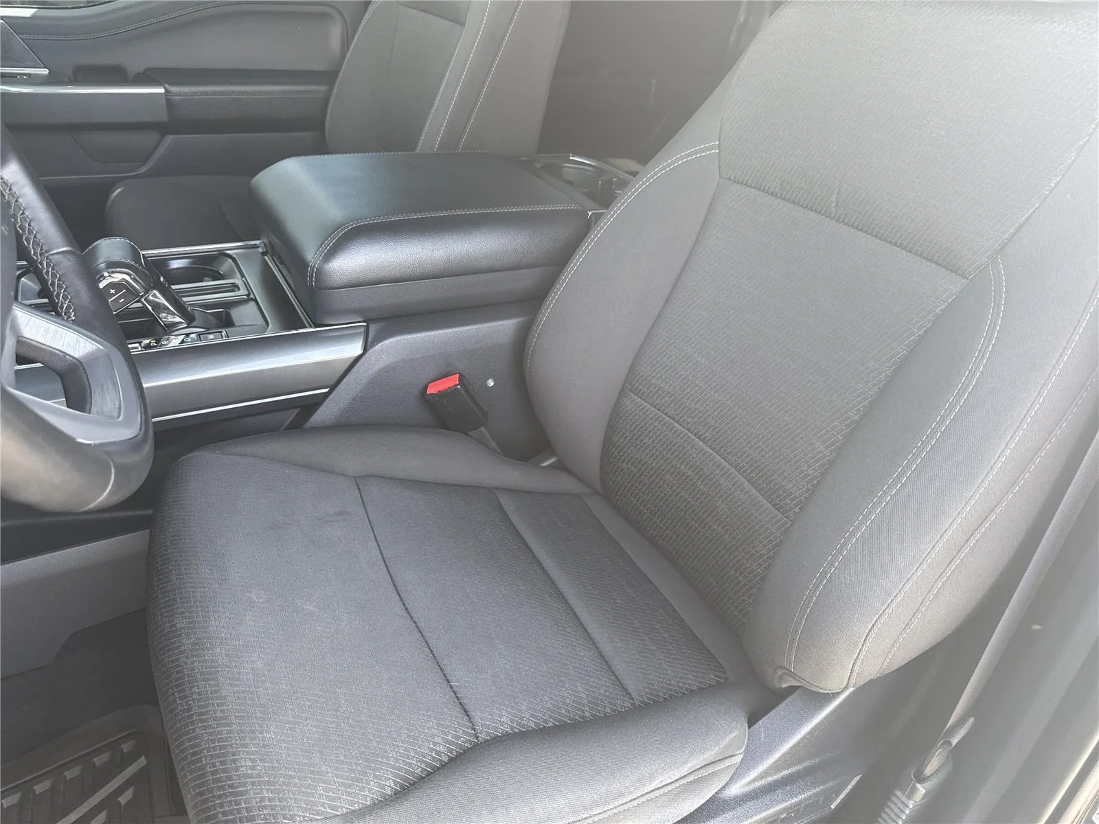 Used 2023 Agate Black Ford XLT image 11