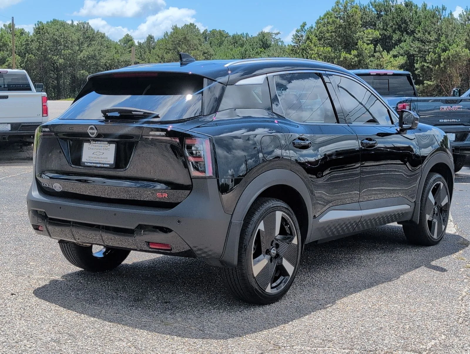 Used 2025 Black Nissan SR image 7