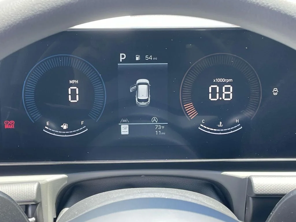 New 2025 White Hyundai SEL image 24