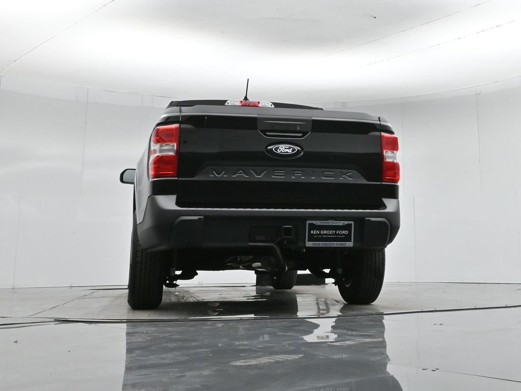 New 2026 Shadow Black Ford XLT image 47