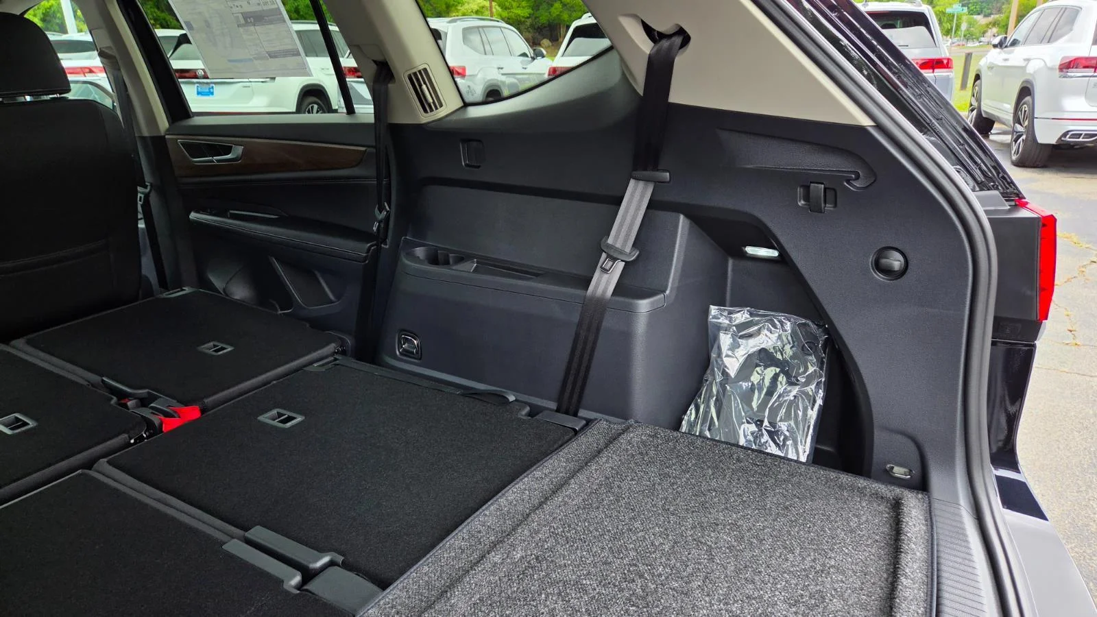 New 2026 Deep Black Pearl Volkswagen 2.0T SE image 73