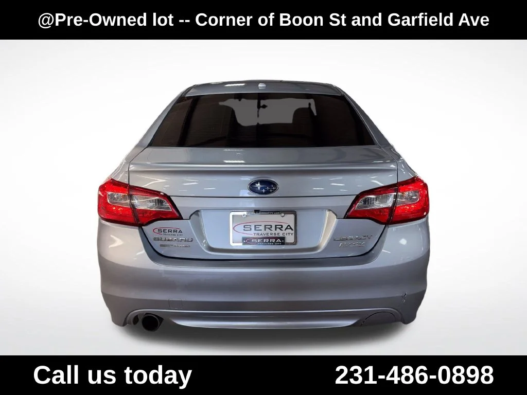 Used 2015 Silver Subaru 2.5i image 4