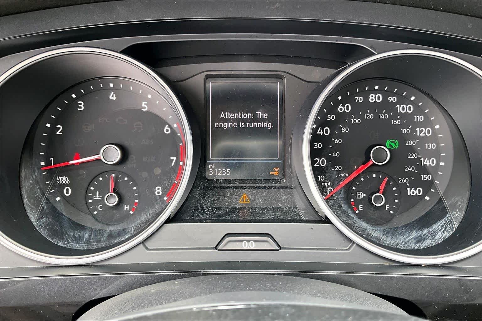 Used 2019 Platinum Gray Metallic Volkswagen SE image 23
