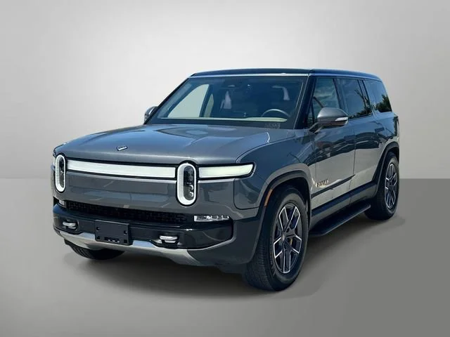 2023 Rivian R1S Adventure Quad-Motor Large Pack's photo