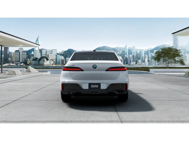 New 2026 Mineral White Metallic BMW 740i xDrive image 5