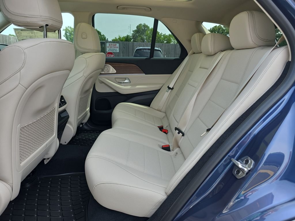 New 2026 Blue Mercedes-Benz GLE 350 image 12