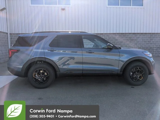 New 2026 Vapor Blue Metallic Ford Tremor image 2