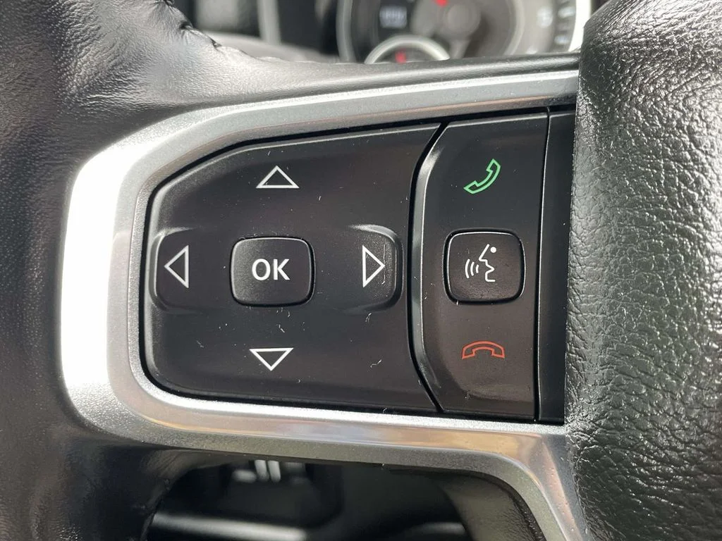 Used 2021 Silver Ram Laramie image 30