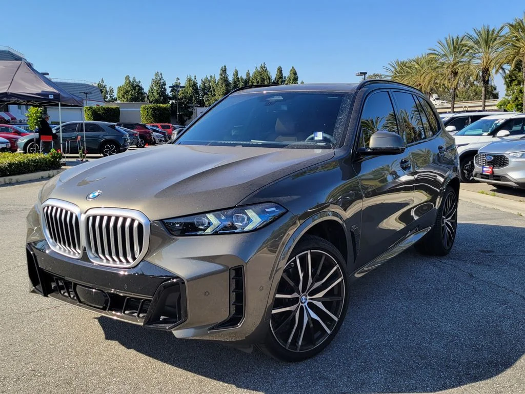 2026 BMW X5 sDrive40i's photo
