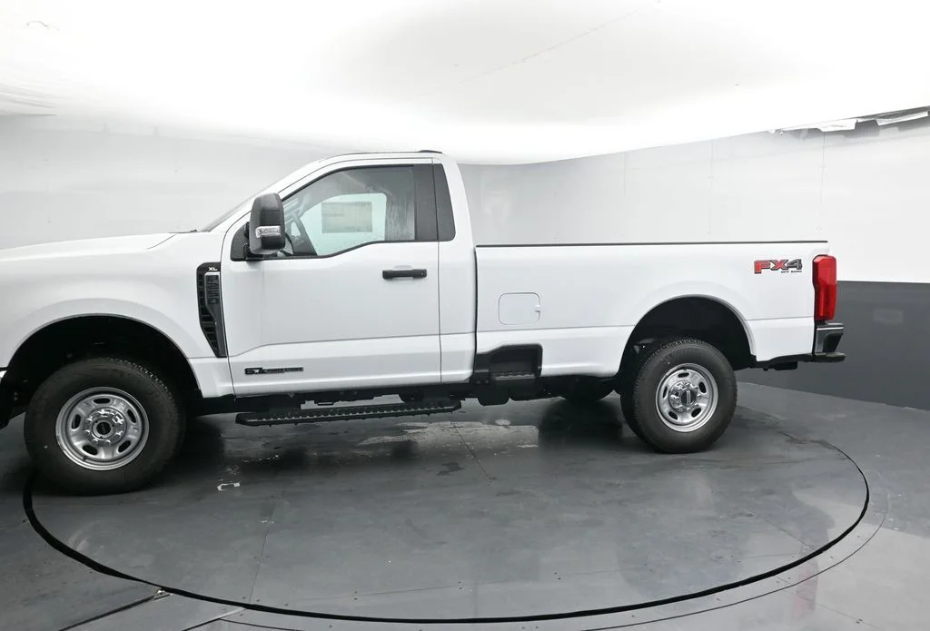 2026 Ford F-250 Super Duty XL - Photo 10