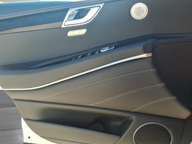 Used 2026  Genesis 2.5T image 16