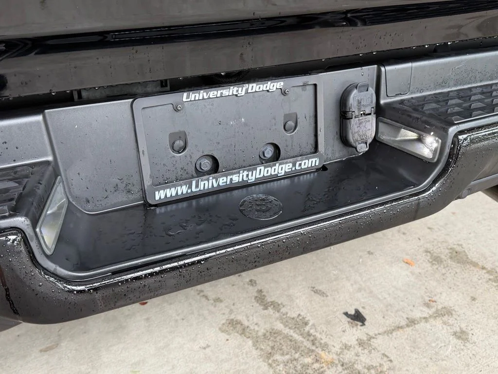 Used 2023 Black RAM Laramie image 23