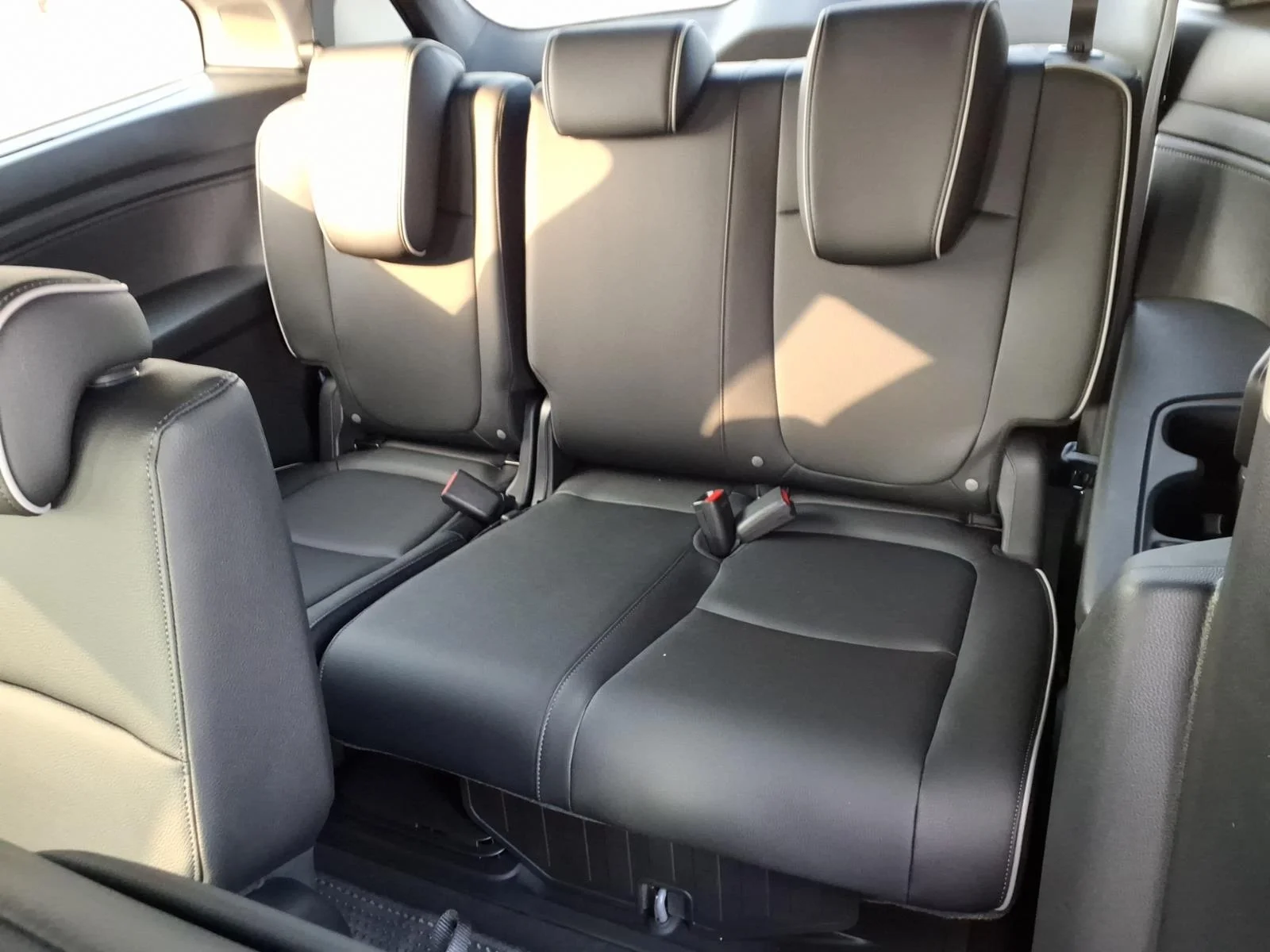 2026 Honda Odyssey Elite - Photo 7