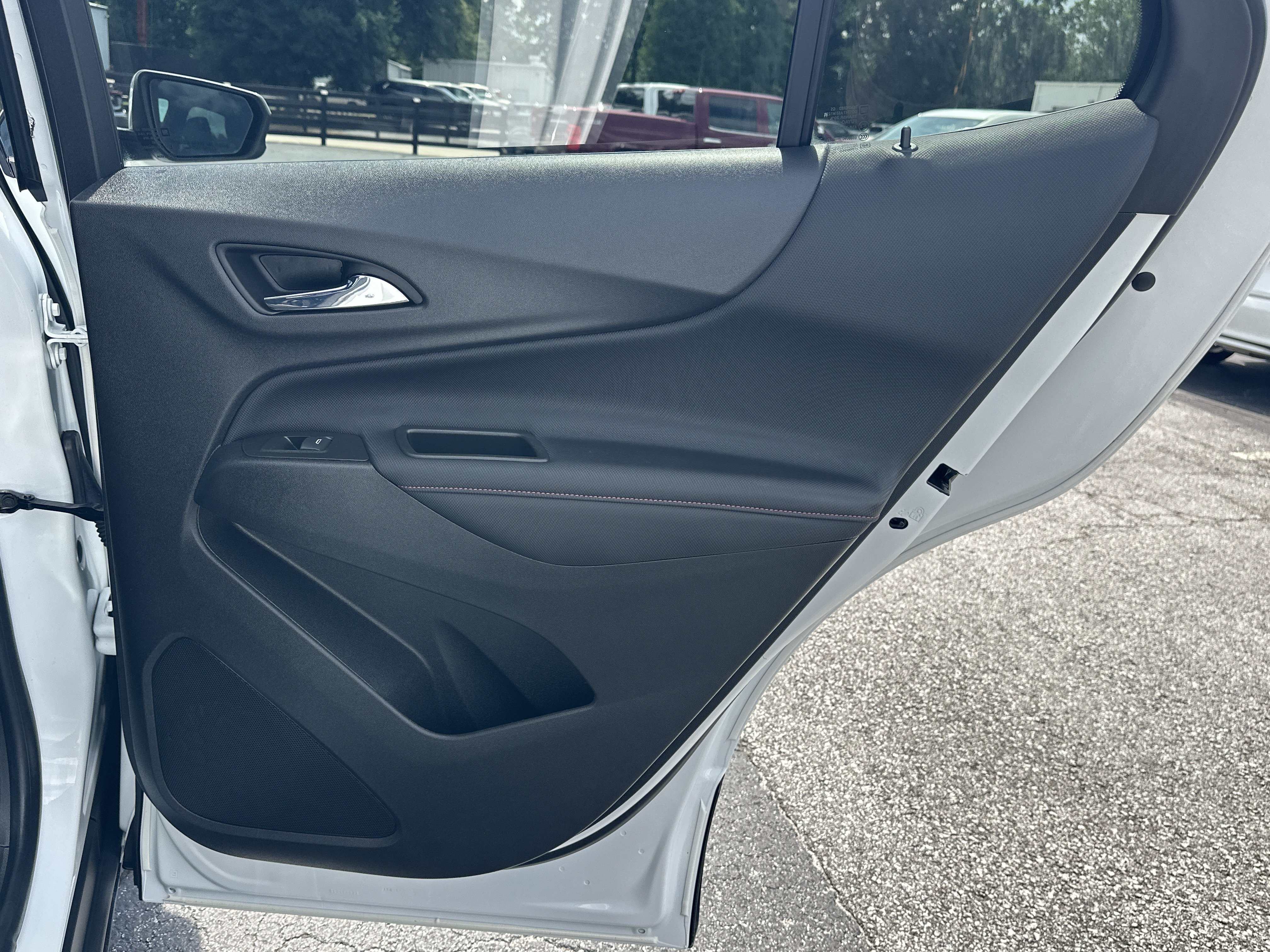 Used 2024 Summit White Chevrolet RS image 17