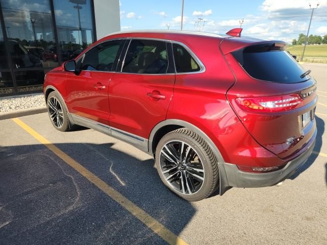 Used 2017 Flame Red Lincoln Black Label image 3