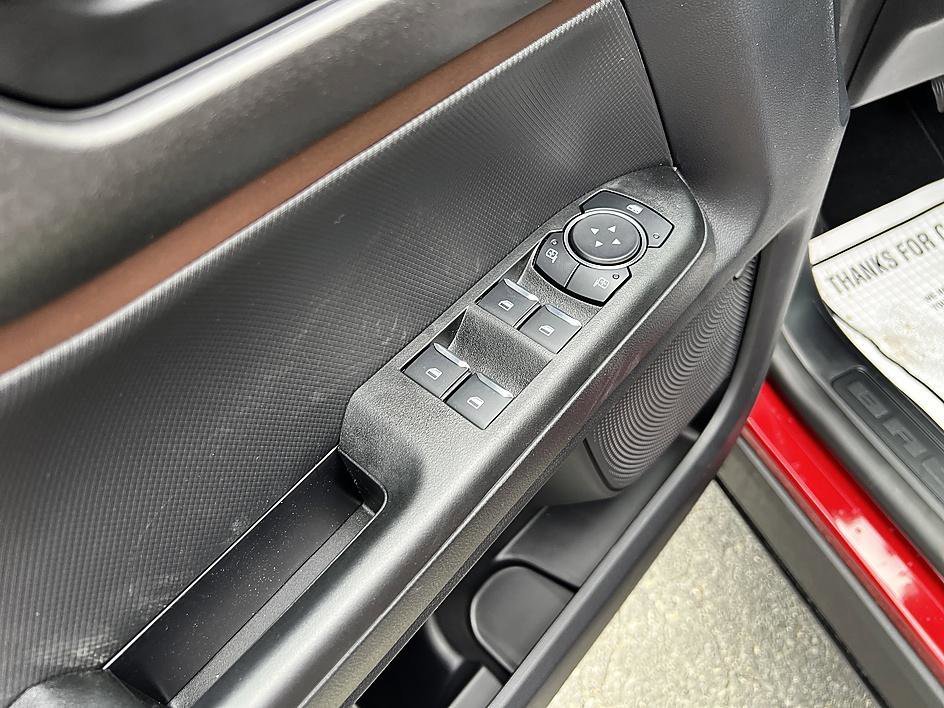New 2026 Ruby Red Metallic Tinted Clearcoat Ford Outer Banks® image 10