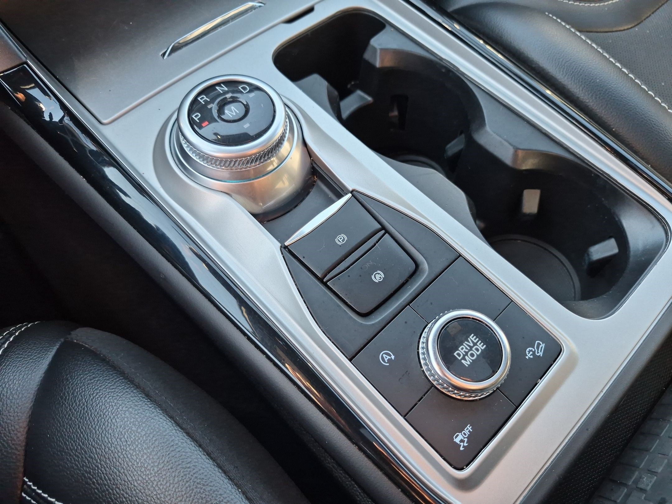 Used 2023 Gray Metallic Ford ST image 27