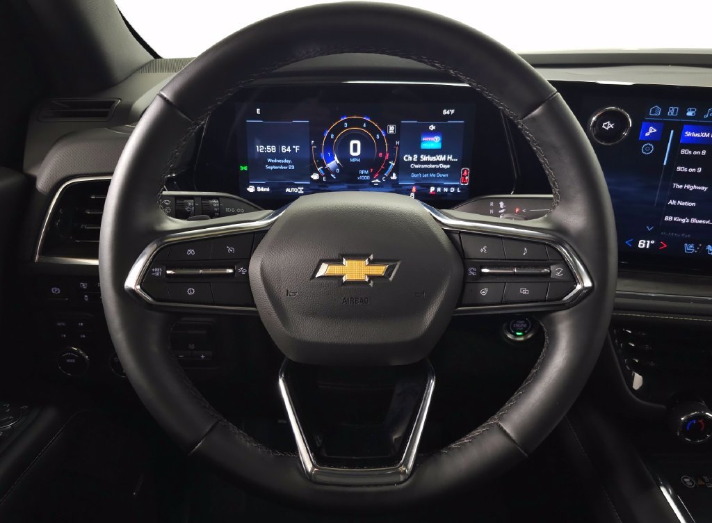 Used 2025 Gray Chevrolet Premier image 27