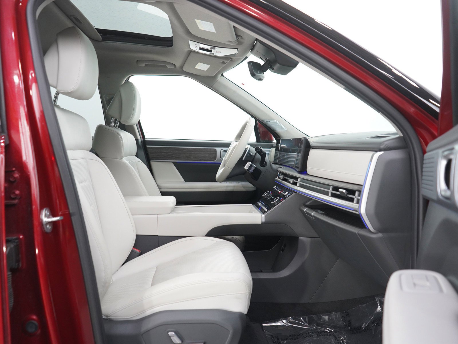 Used 2024 Ultimate Red Hyundai Limited AWD image 12