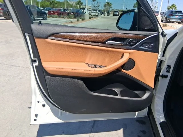 Used 2024 White BMW sDrive30i image 13