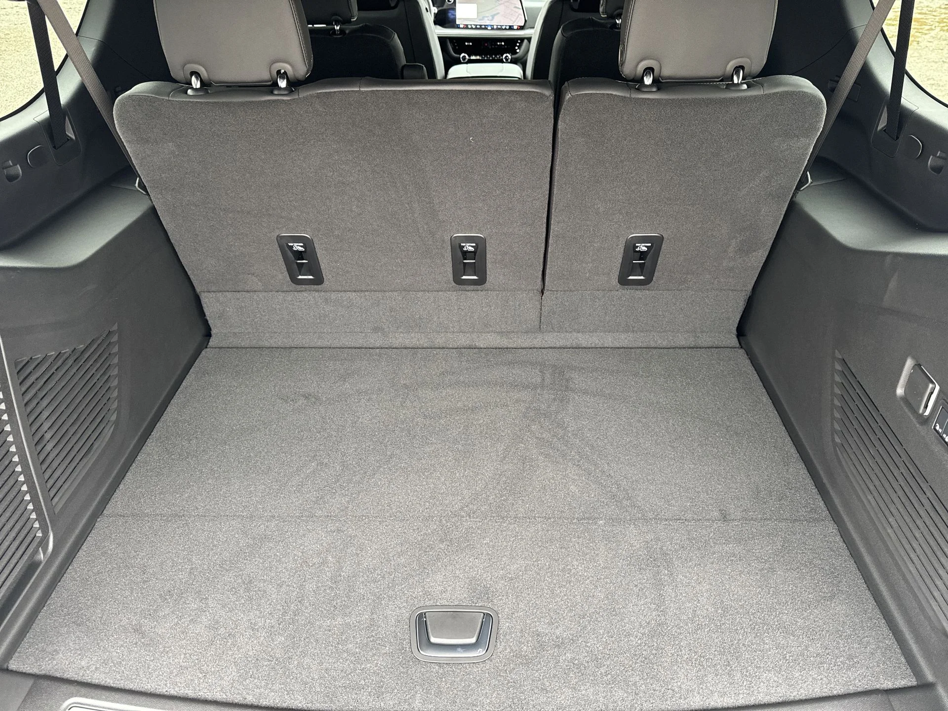 2026 Chevrolet Suburban Premier - Photo 64