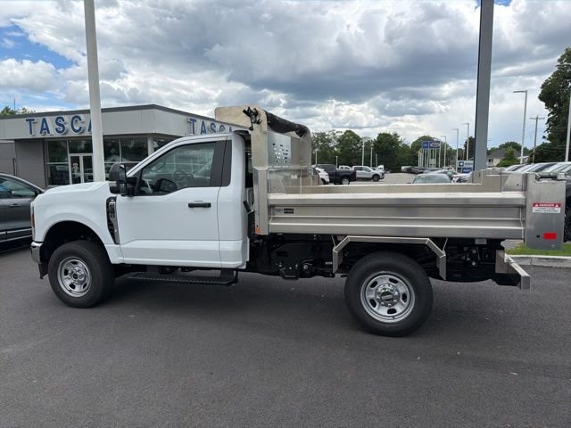 New 2026 Oxford White Ford F-350® XL image 6