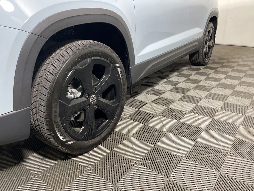 New 2026 Gray Volkswagen 1.5T SEL image 26
