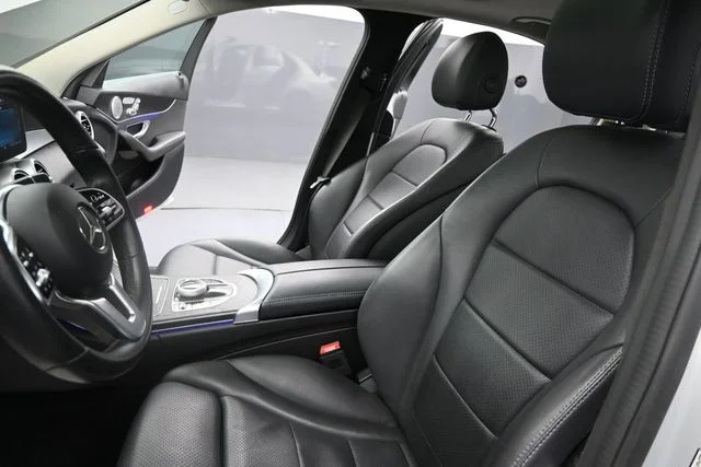Used 2020  Mercedes-Benz C 300 image 18
