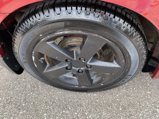 Used 2011 Red Honda LX-S image 31