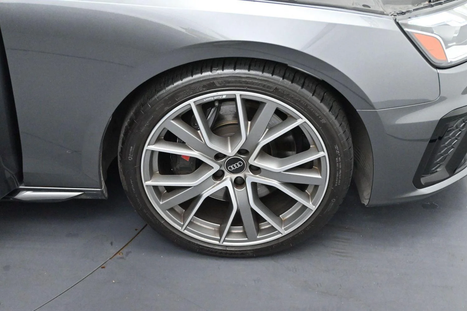 Used 2024 Daytona Gray Pearl Effect Audi Premium Plus image 36