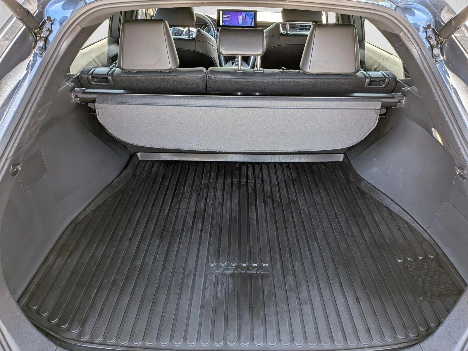 Used 2024 Coastal Gray Metallic Toyota XLE image 6