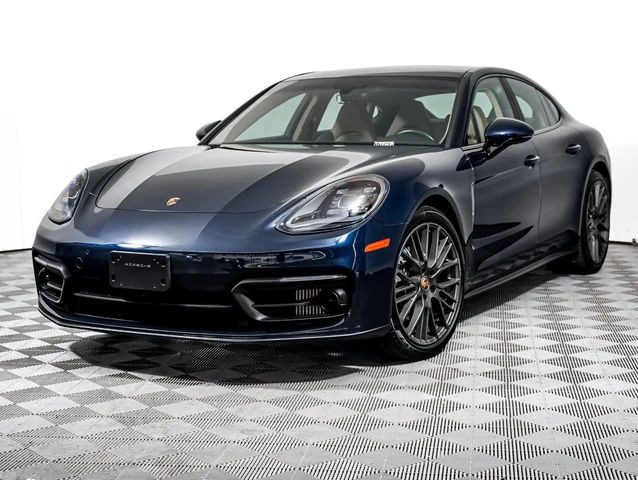 2023 Porsche Panamera 4 Platinum Edition