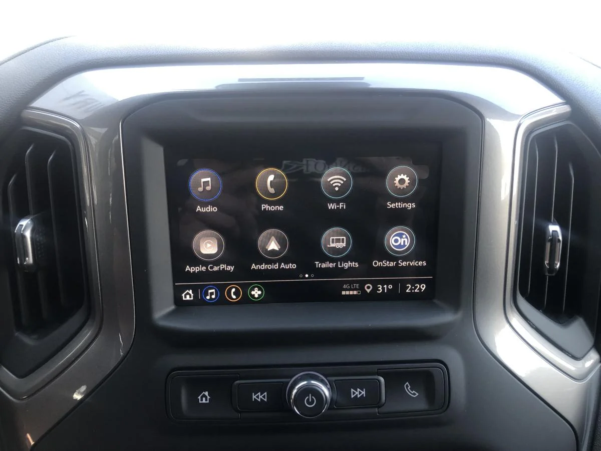 New 2026 White Chevrolet 4wd Crew Cab 147 image 15