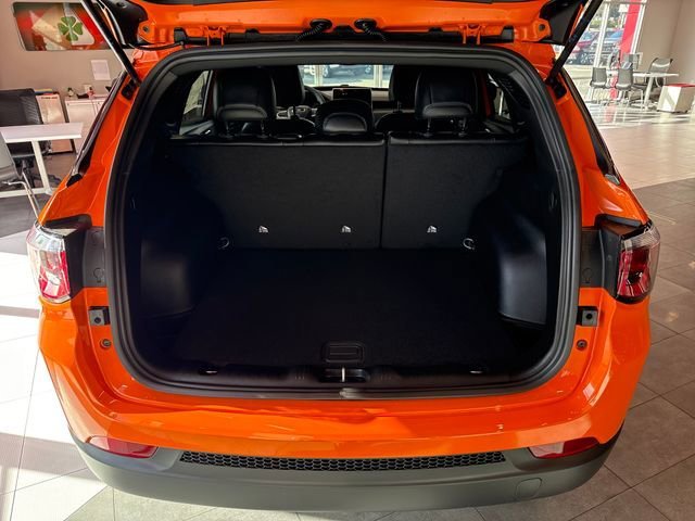New 2026 Joose (DISC) Jeep Latitude image 12