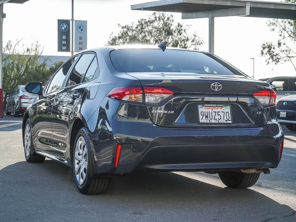 Certified Used 2025  Toyota LE image 4