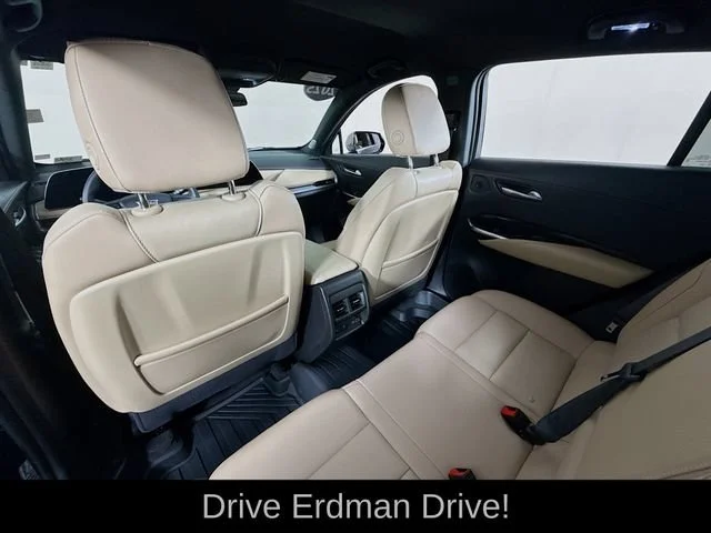 2025 Cadillac XT4 Premium Luxury - Photo 10