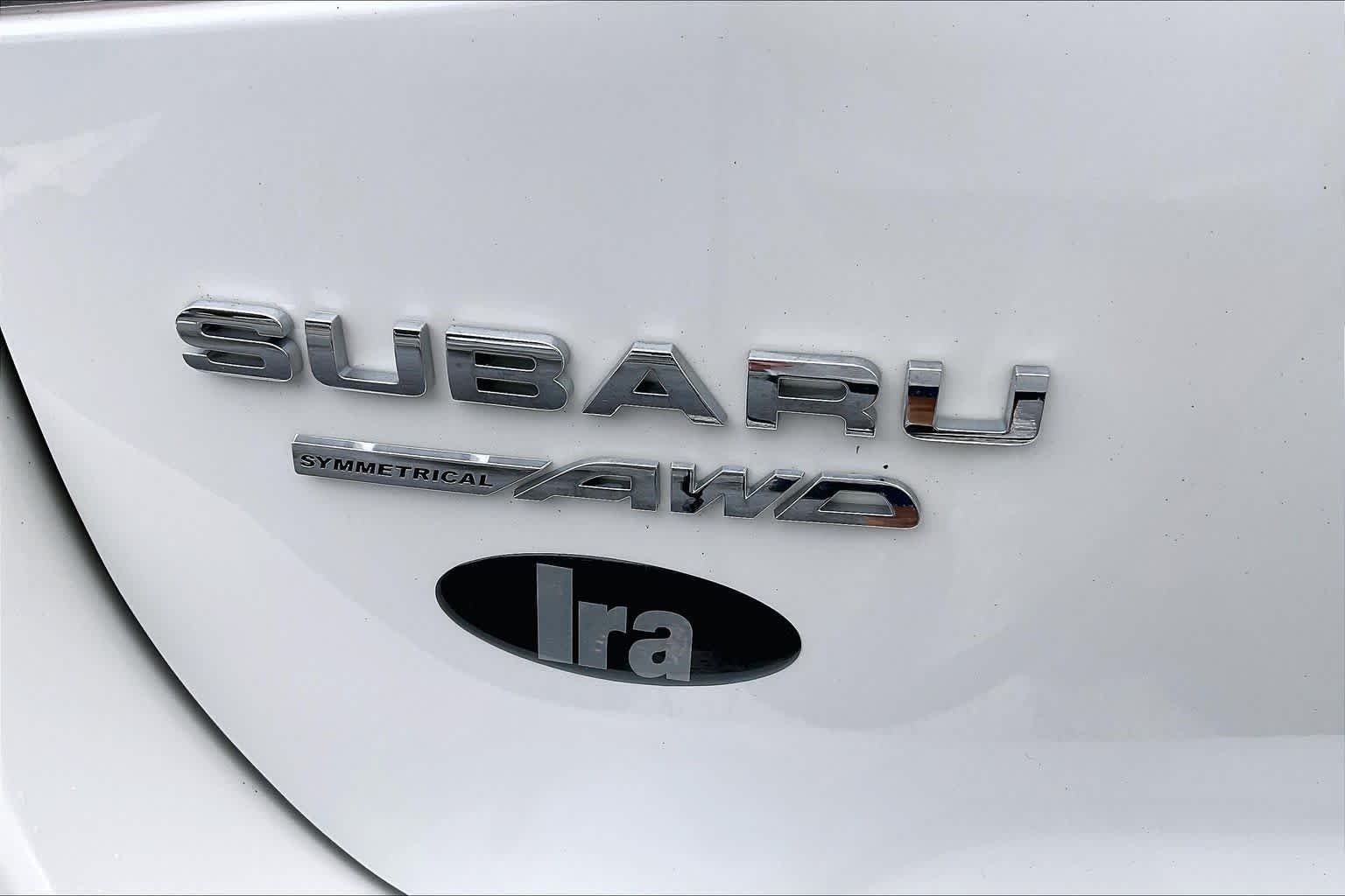 Used 2020 Crystal White Pearl Subaru Limited image 31