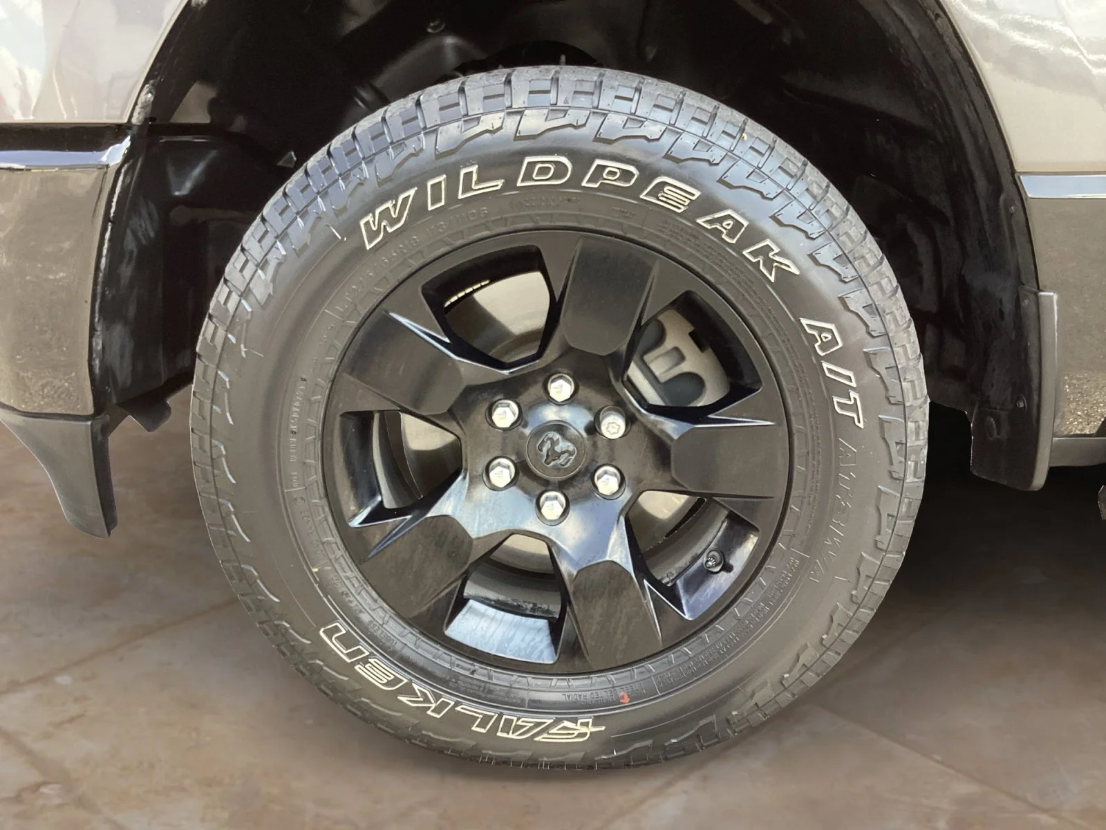 Certified Used 2022 Granite Crystal Metallic Clearcoat Ram Lone Star image 32