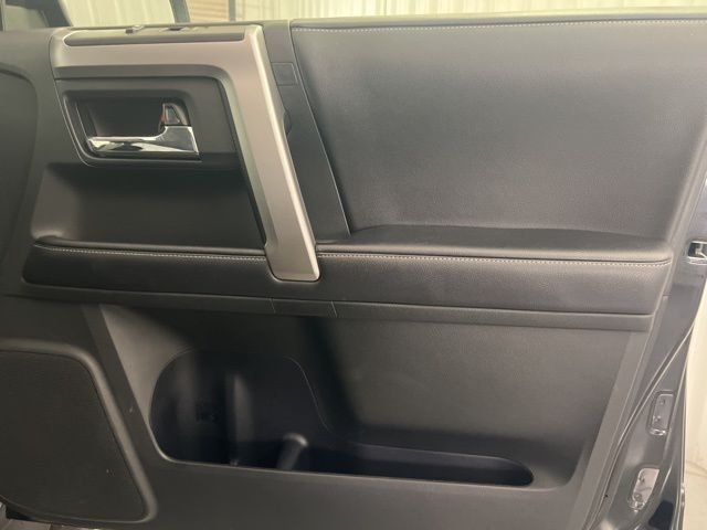 2018 Toyota 4Runner SR5 - Photo 22