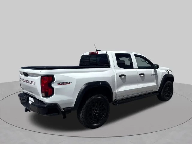 Used 2023 White Chevrolet Trail Boss image 5