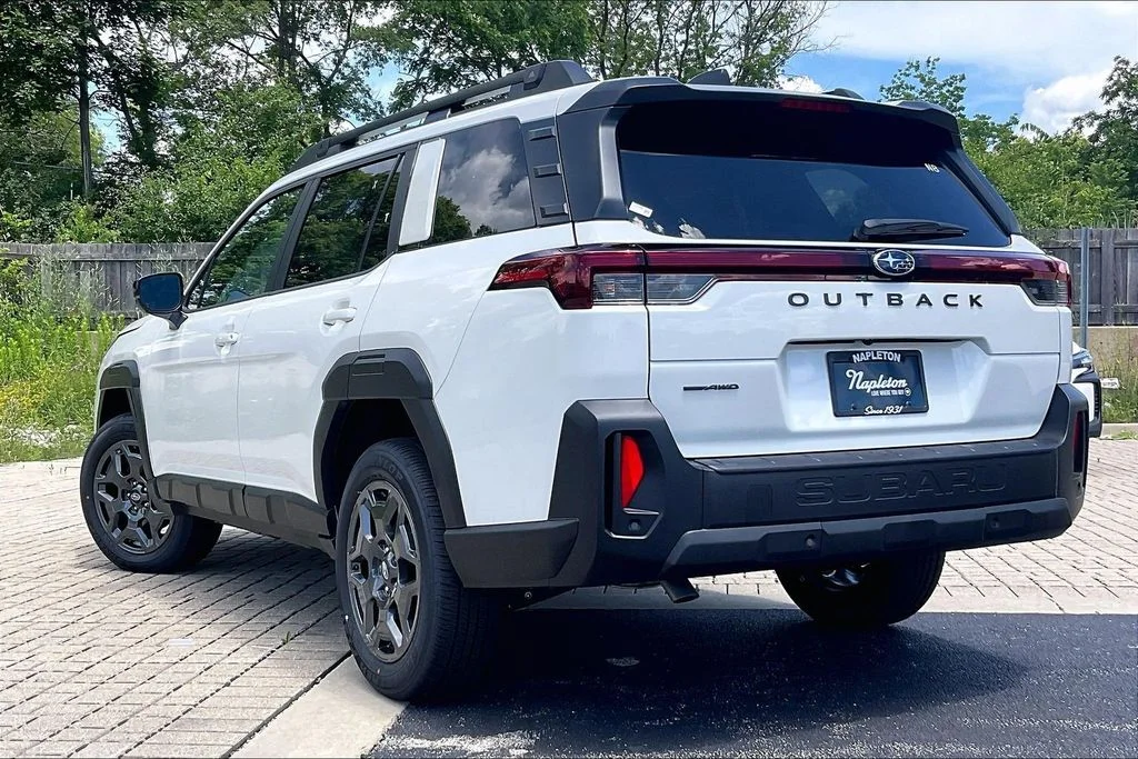 New 2026 CRYSTAL WHITE PEARL Subaru Premium image 3