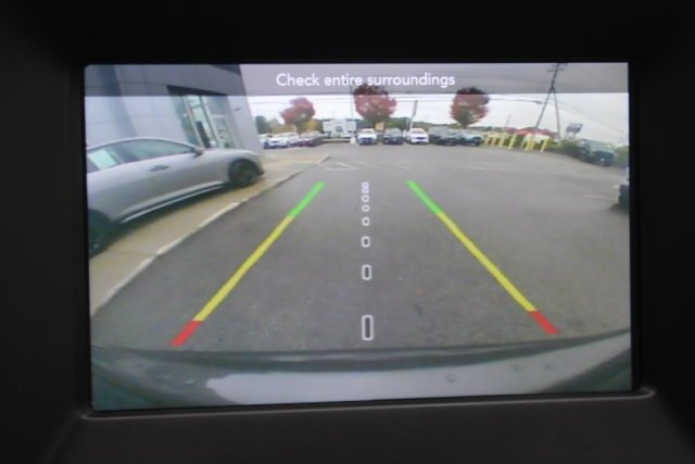 Used 2019 Gray Jeep Latitude image 6