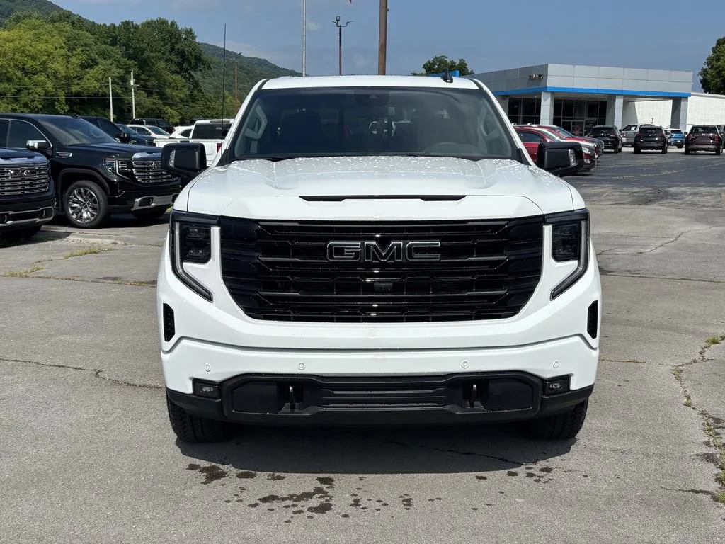 New 2026 Summit White GMC Elevation image 5