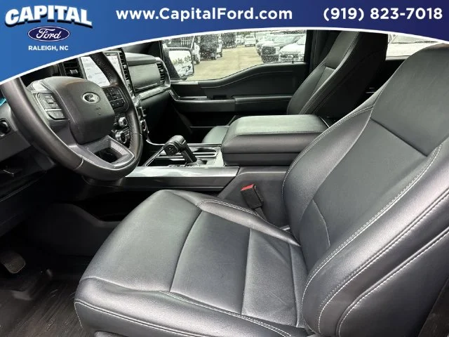 Used 2023 Black Ford XLT image 19