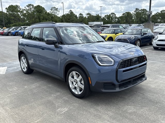 2027 MINI Countryman Signature Plus
