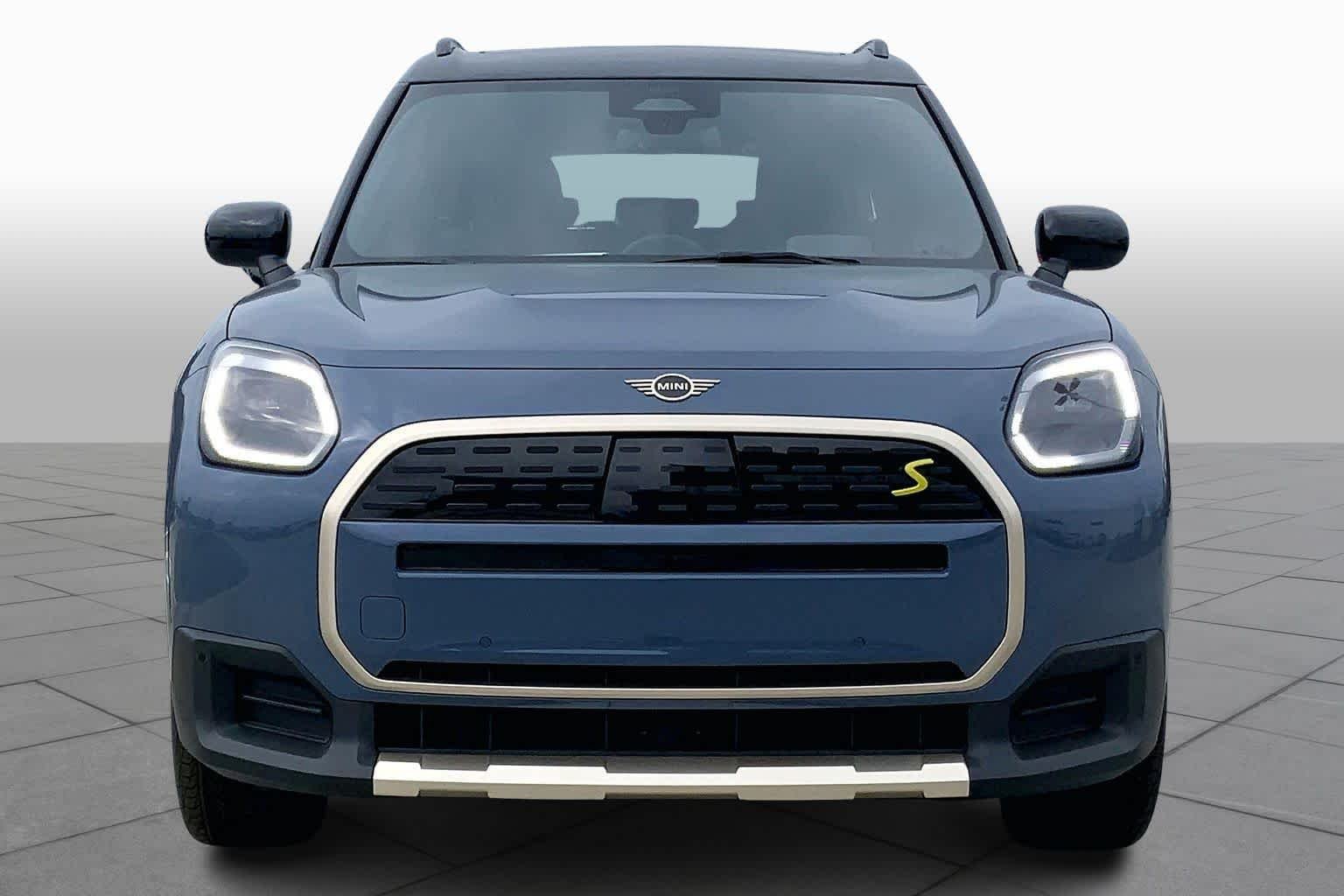 New 2026 Slate Blue Metallic MINI Signature Plus image 3