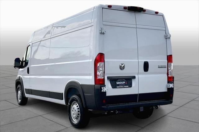 New 2026 Bright White Clear-Coat Exterior Paint RAM Tradesman image 9